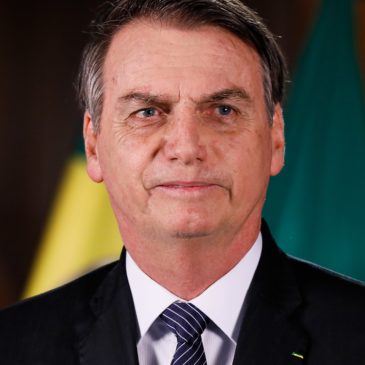 Bolsonaro Decreta Fin de Facultades
